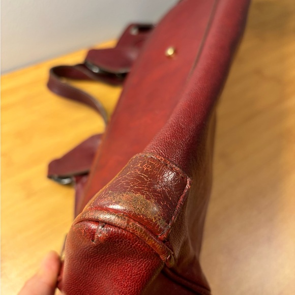Vintage Cartier leather bag - Picture 5 of 12